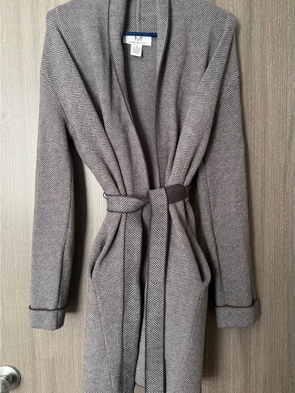 Magaschoni Herringbone Knit Belted Cardigan in Gray and Cream